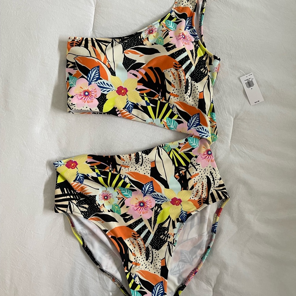 OLD NAVY | womens one piece bathing suit